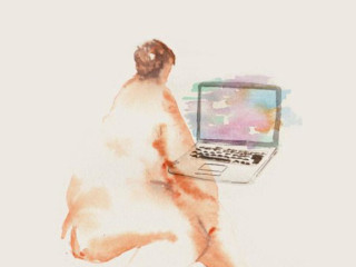 Acuarela. Mujer desnuda de espaldas y tumbada. Mira un portátil. Es tranquila.